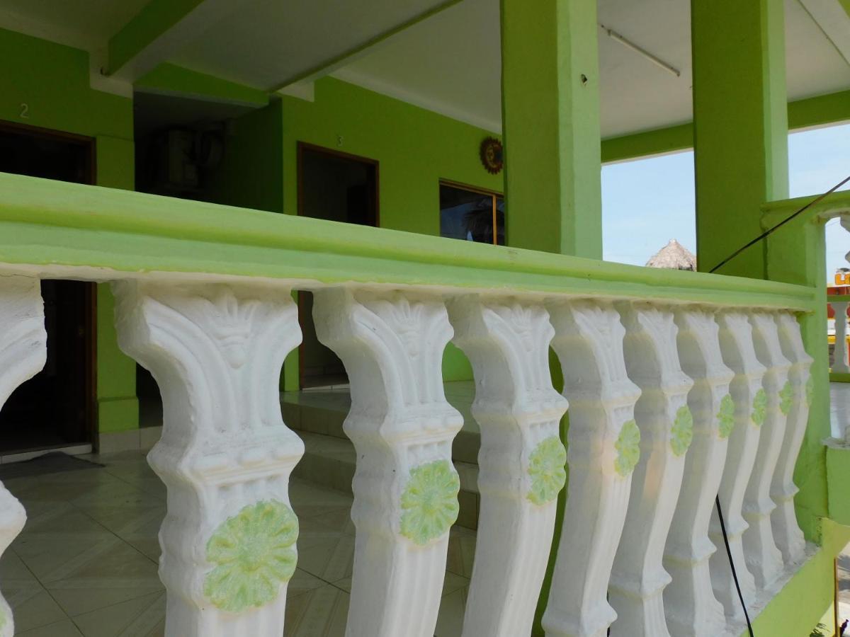 Casa De Huespedes Yoli By Rotamundos Hotell Playa Chachalacas Eksteriør bilde